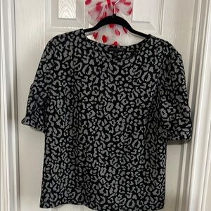 Banana Republic Black and Gray Boxy 3/4 Sleeve Blouse